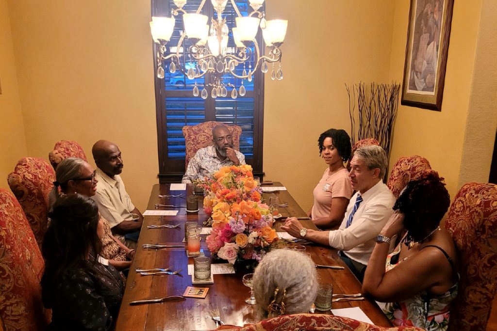 SAAACAM Board of Directors dine and strategize with San Antonio Mayor Ron Nirenberg.