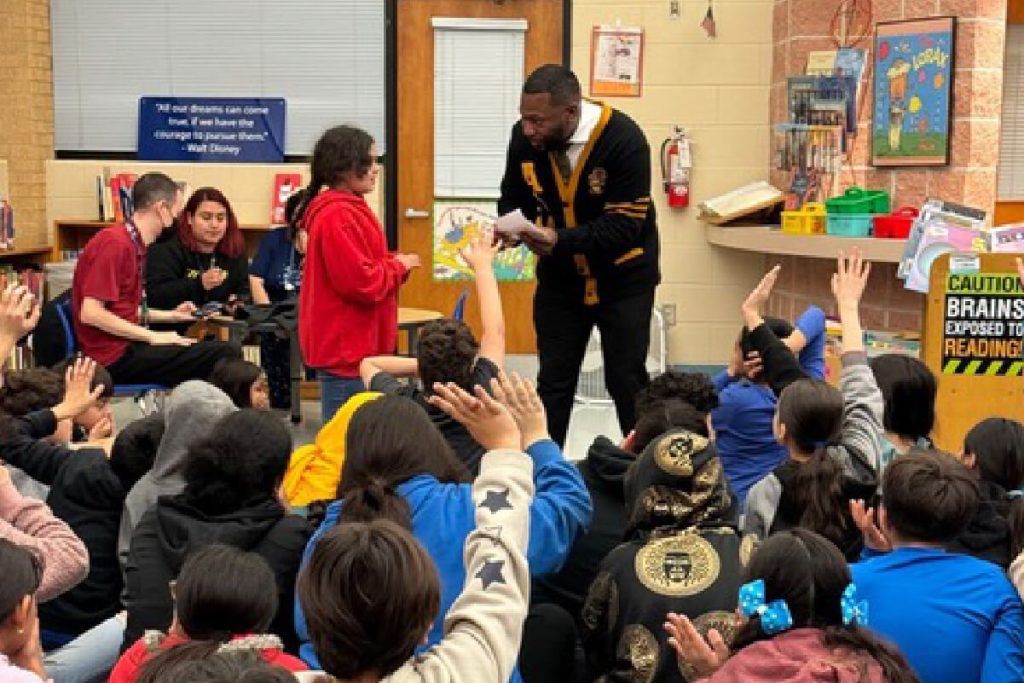 Jeff May, SAAACAM CAO at Smith Elementary School.
